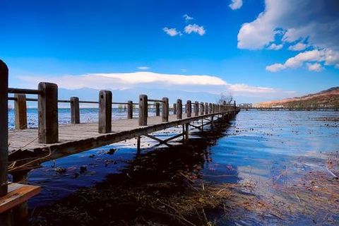 <昆大丽-玉龙雪山双飞6日游>1晚洱海180度海景房，海天宴遇新推荐